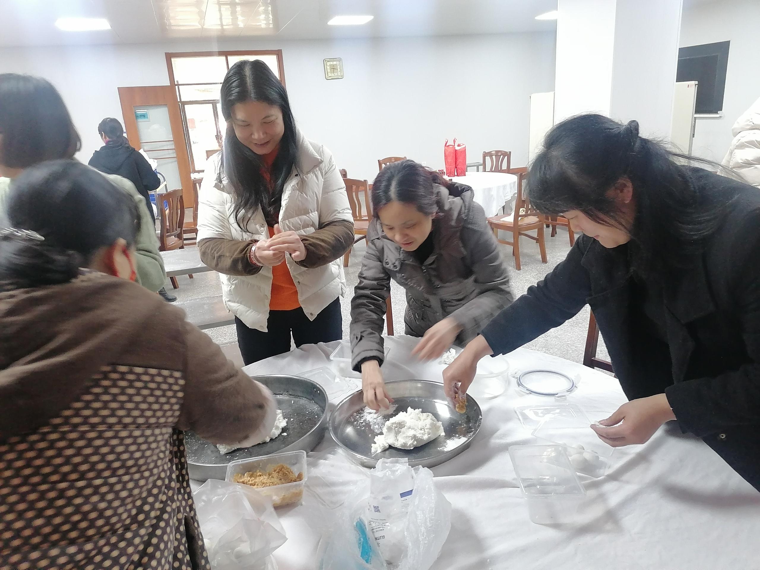 2022年2月14日，清遠市林業(yè)局在一樓飯?zhí)媒M織開展“我們的節(jié)日&middot;元宵”活動 (3).jpg